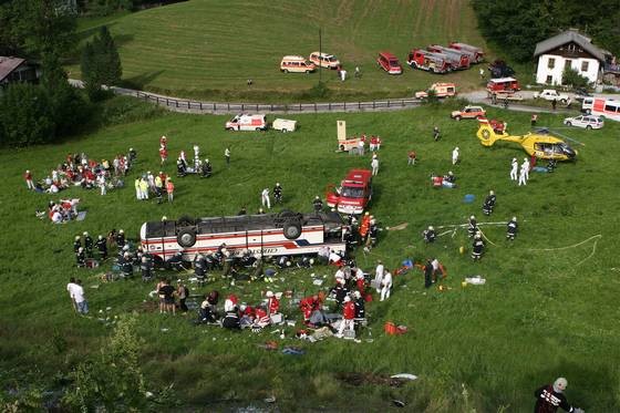 chronik_busunfall_2004_560x373