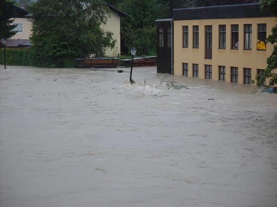 chronik_hochwasser_2002_560x420