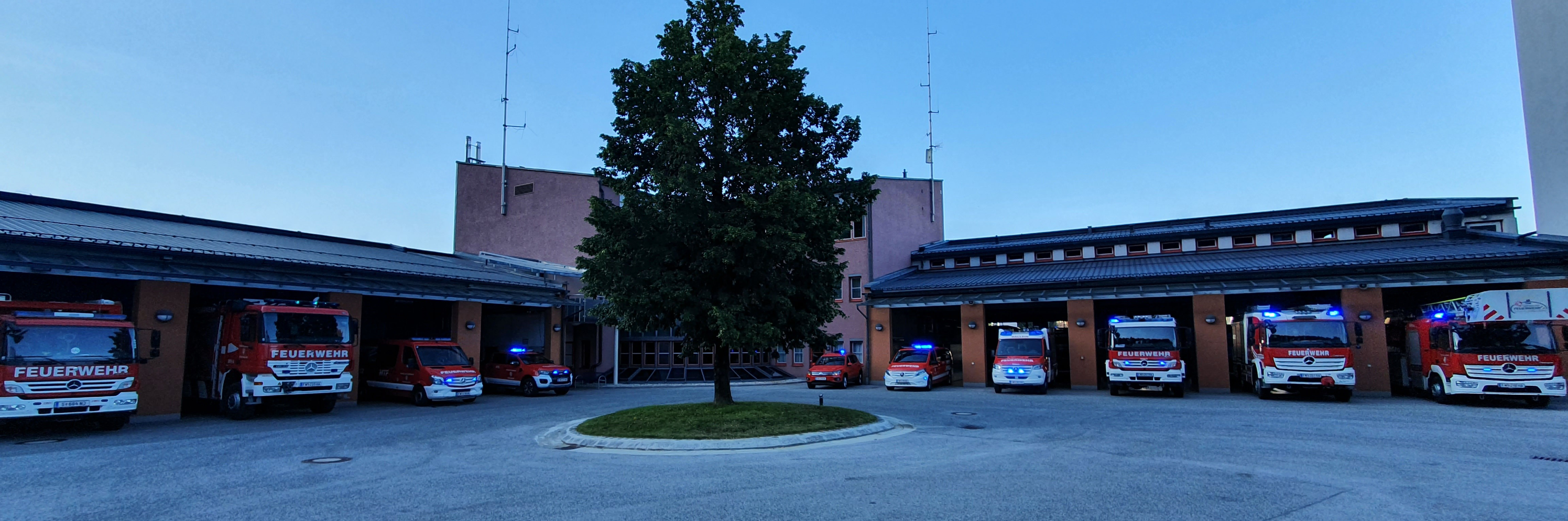 Fuhrpark_Innenhof