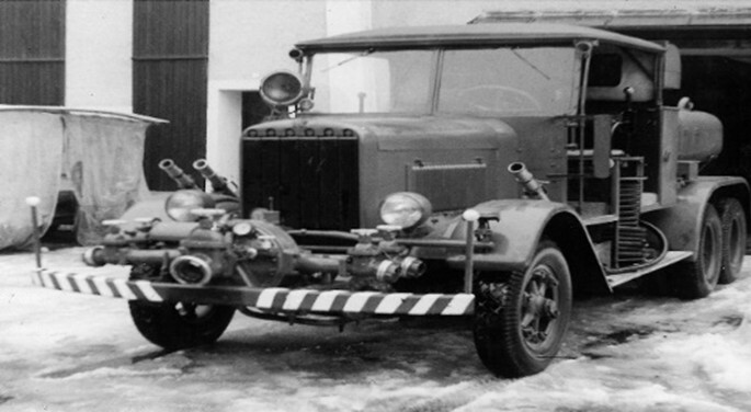 09_TLF 3000 Henschel 1945